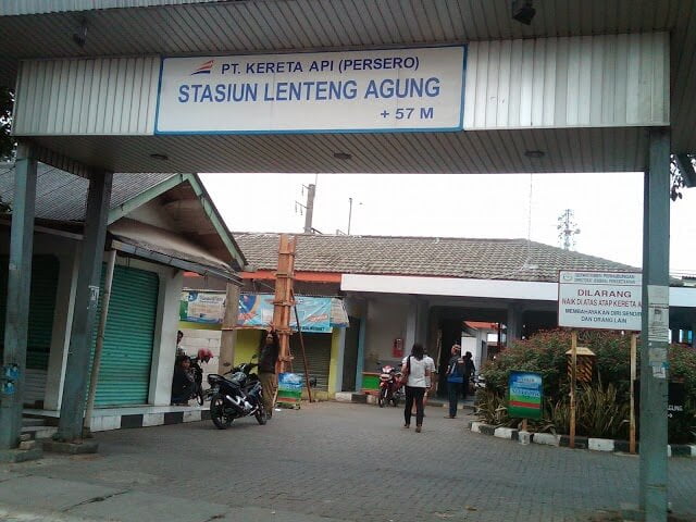 Jalan-Lenteng-Agung-ke-Depok-dan-Universitas-Indonesia-di-Depok