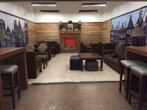 Ruang Sofa Koffie Tijd Kafe Kopi di Bandung