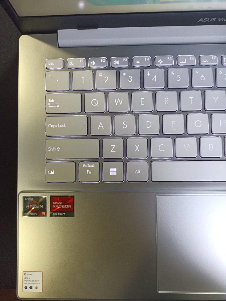 Prosesor laptop ASUS Vivobook Go 14 (E1404F)